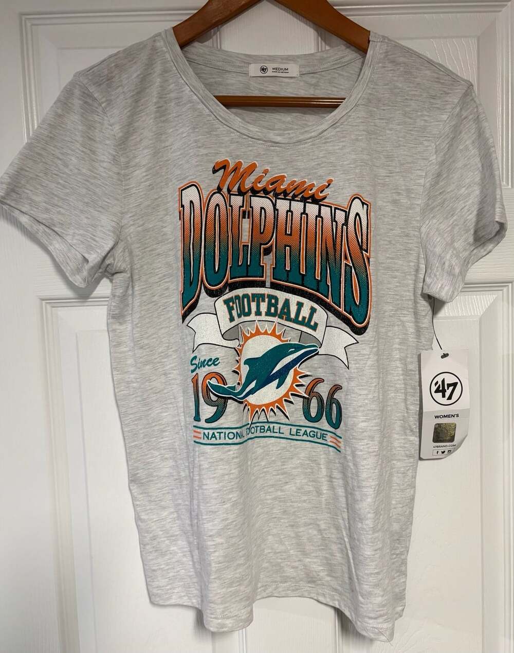 '47 Miami Dolphins T-Shirt Size Medium Gray Graphic Football
